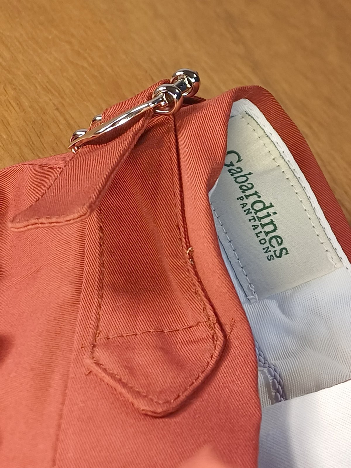 {{product_title}} – {{product_type}} fabriqué en Italie par Gabardines Pantalons